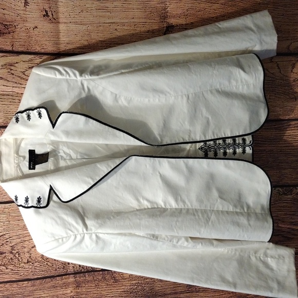 💥EUC Grace Elements Embroidered Cream Jacket - Picture 1 of 12